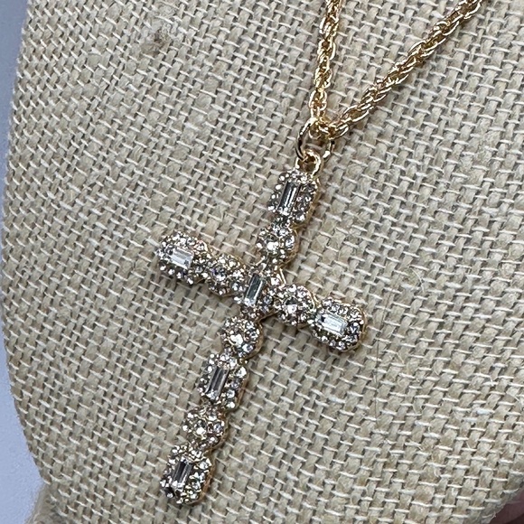 8 Other Reasons Jeweled Cross Pendant Gold Toned Necklace - Picture 5 of 14